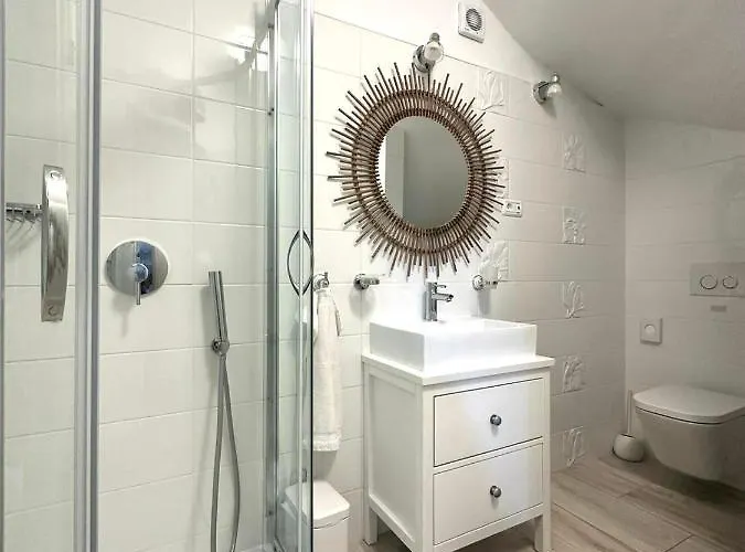 Divina With Private Heated Pool Vila *